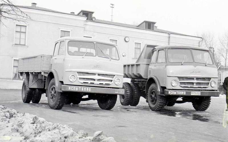 Мотор V12 с автоматом — были и такие грузовики в СССР!