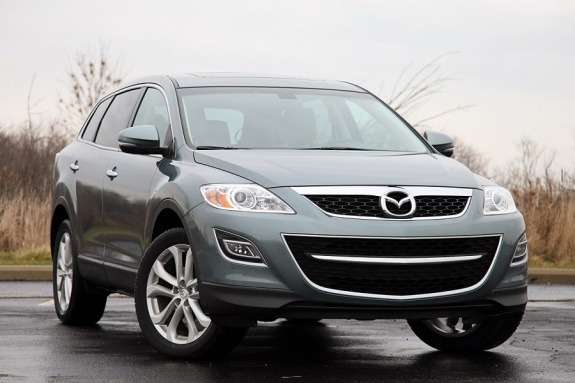 Mazda CX-9 side-front view