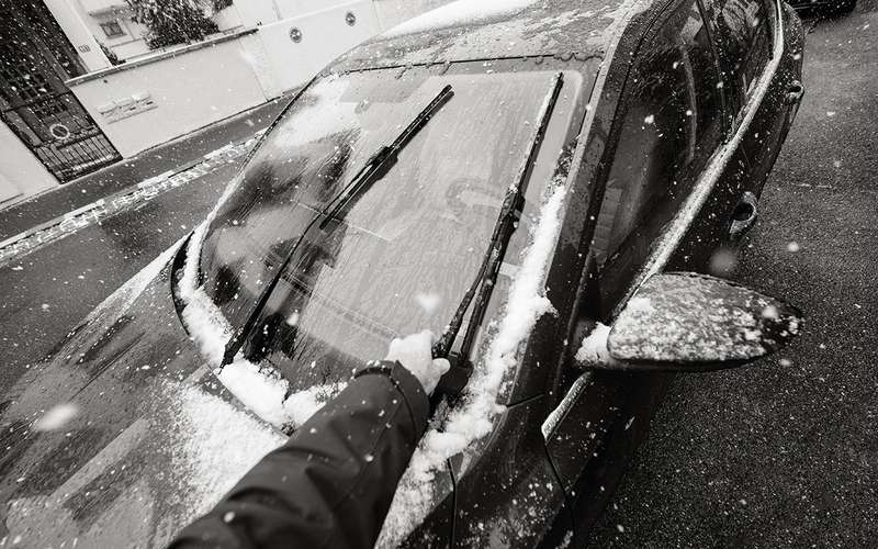 Прошлая зима ничему не научила: 8 ошибок водителей при заморозках