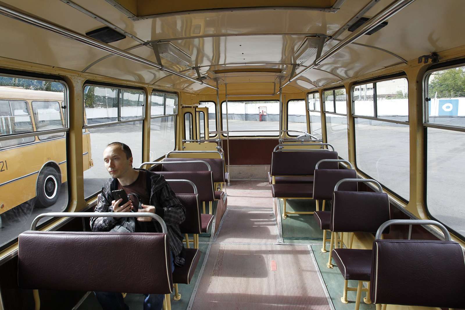 Автобусы нашего детства — выставка пассажирского транспорта — фото 792674