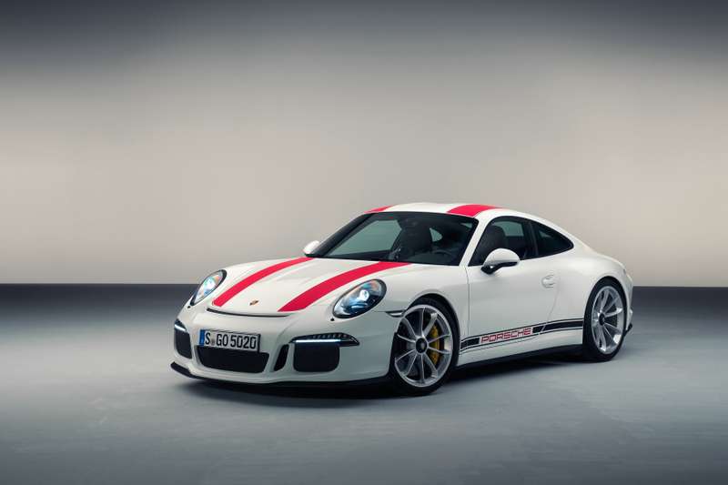 Спекуляция в третьей степени: Porsche 911 R дорожает и дорожает