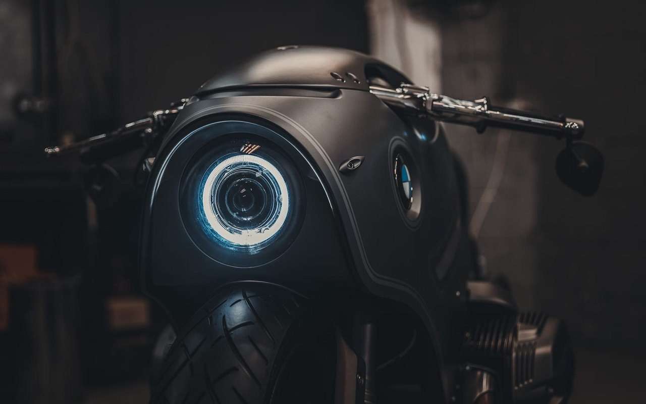 Это вообще реально? Российский мастер создал мотоцикл по заказу BMW Motorrad — фото 1138767