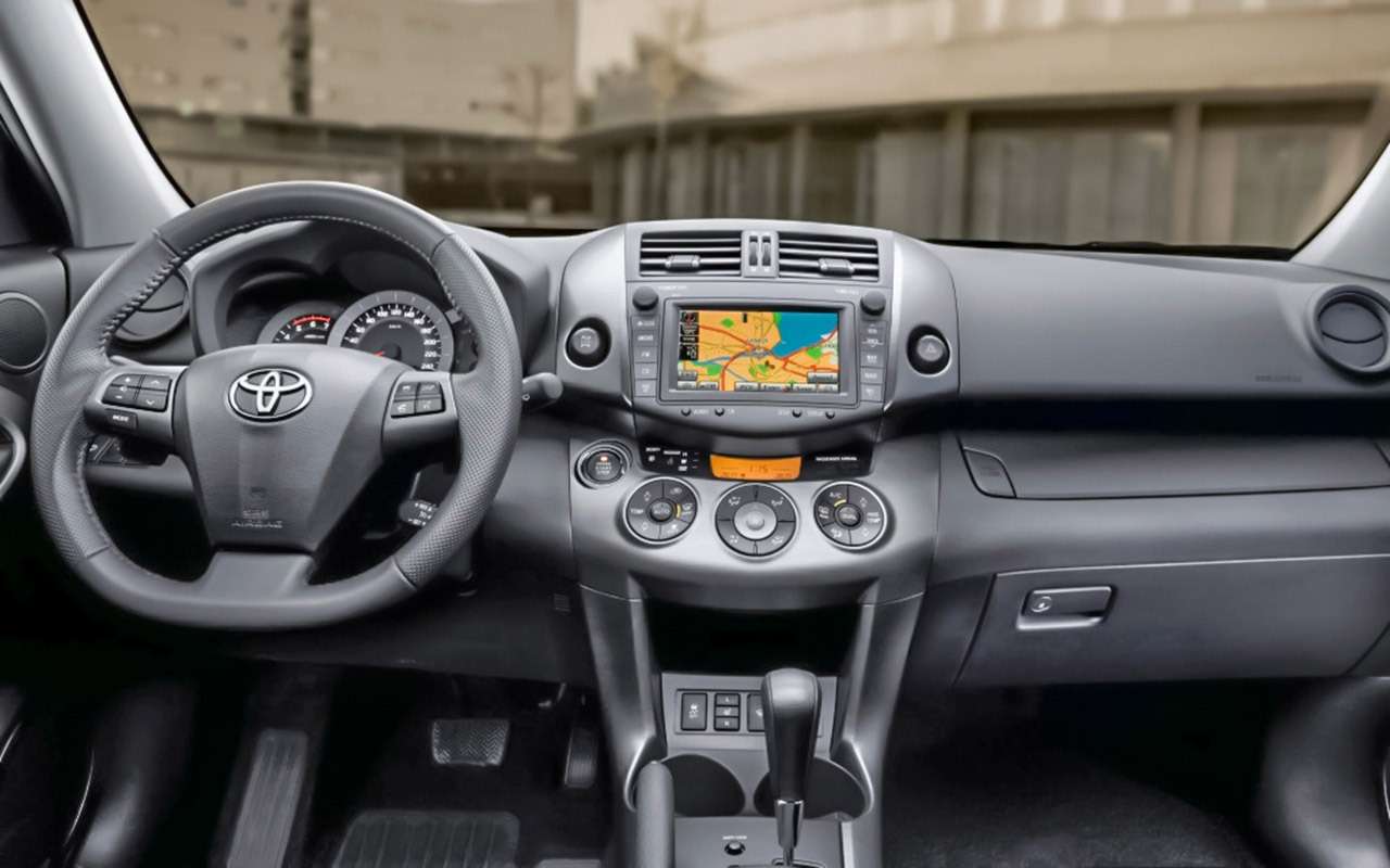 Toyota RAV4 (2005-2014): эталон надежности — фото 1279891
