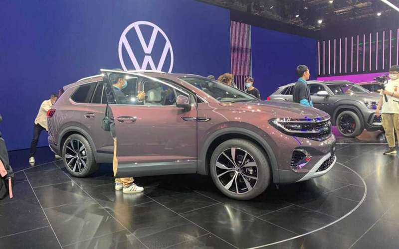 Volkswagen представил гигантский кроссовер Talagon