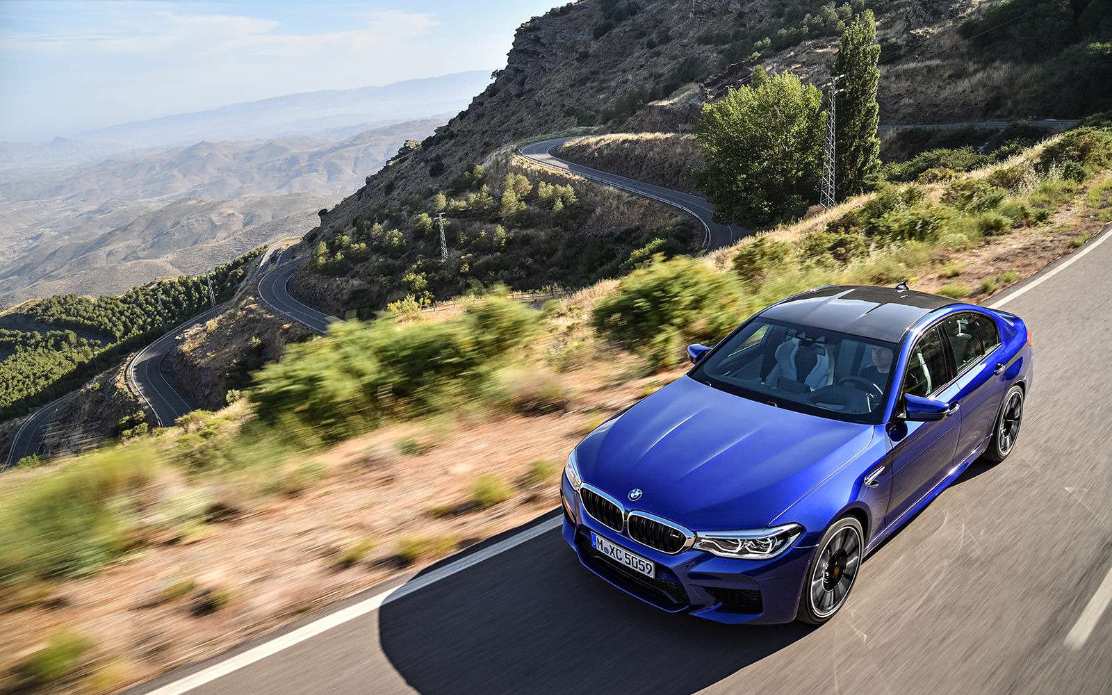 Новый BMW M5: спортседан на каждый день (и для дрифта) — фото 786411