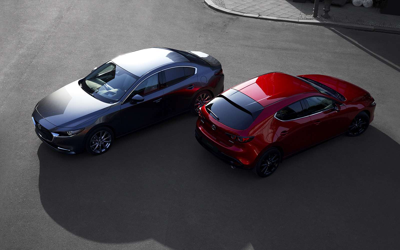 Новая Mazda 3: рассматриваем в деталях со всех сторон — фото 928229