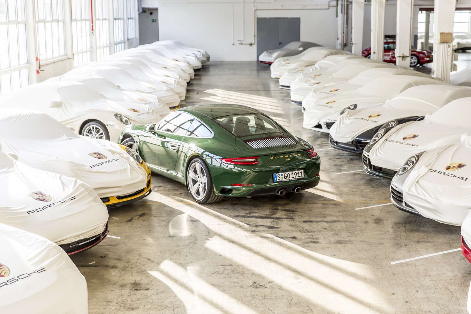 Многая лета: выпущен миллионный Porsche 911 — фото 749851