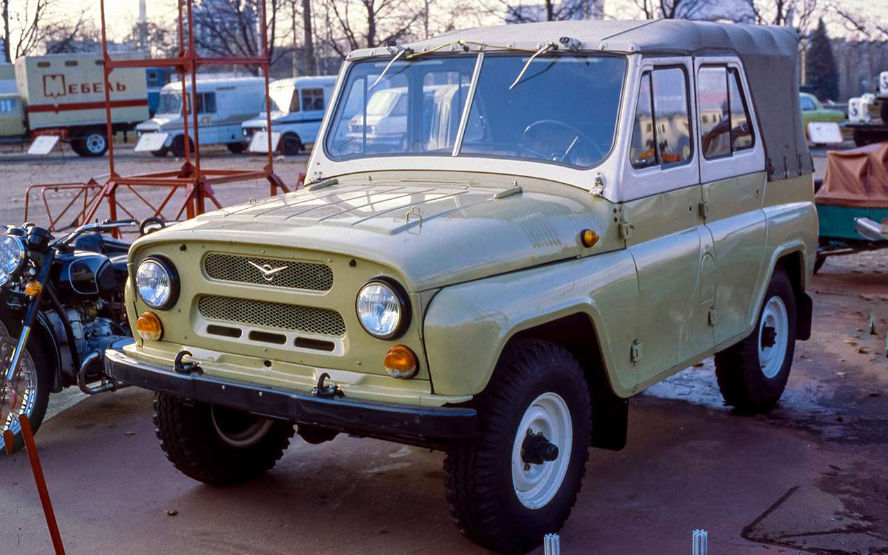 Модернизированный УАЗ-3151 1985 года с иными светотехникой, тормозами и форсированным до 76 л.с. мотором.