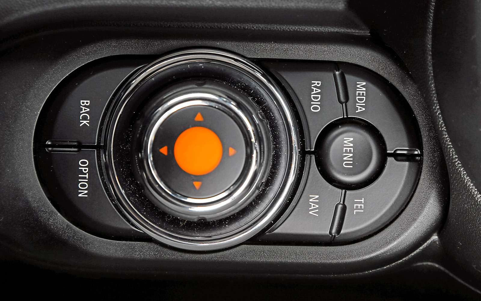 Toyota Prius, DS 4 Crossback, Mini Cooper — тест на экономичность — фото 764939