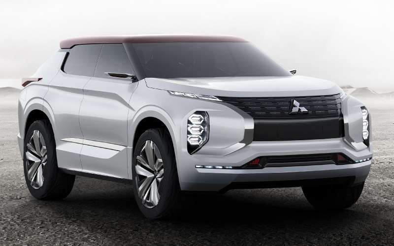 Mitsubishi опубликовала фотографии вседорожника нового поколения