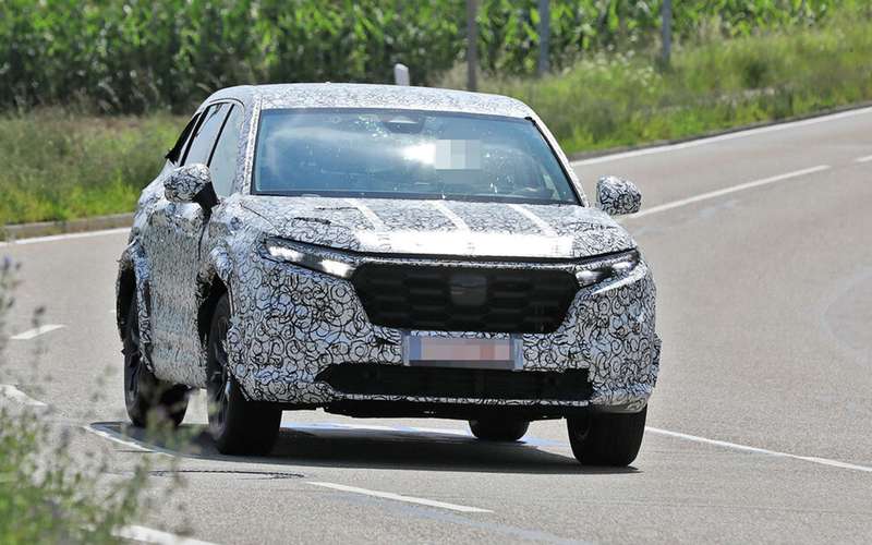 Honda CR-V нового поколения выехала на тесты