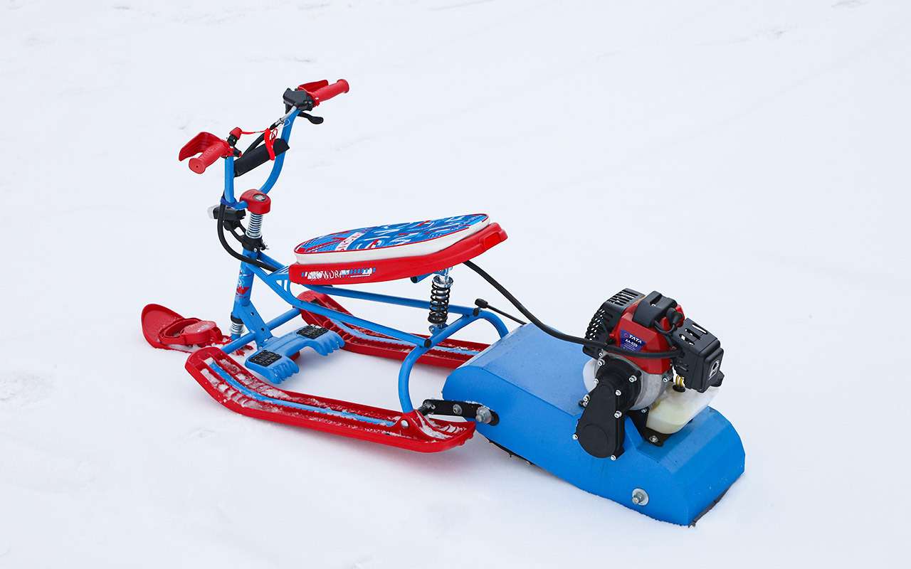 Снегокат с мотором – отличный способ отвлечь ребенка от гаджетов и отвлечься самим!