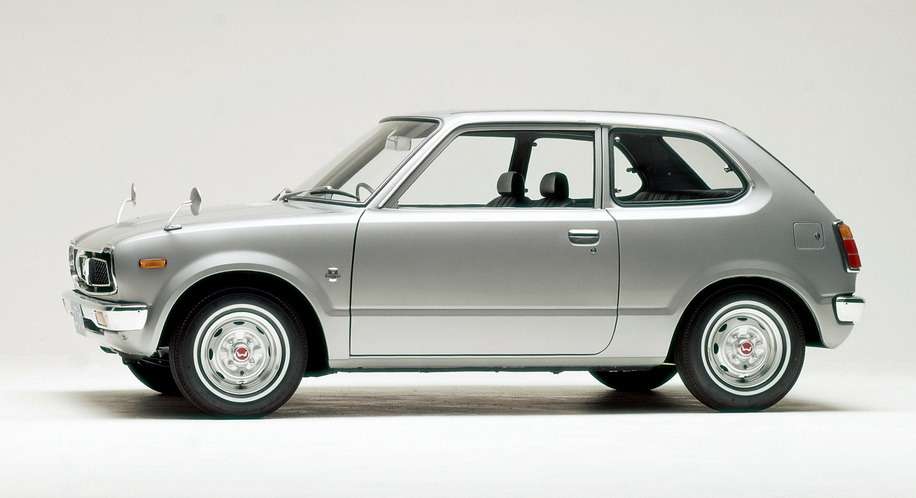 Дебют  Civic — самой популярной легковой модели Honda — состоялся 11 июля 1972 года