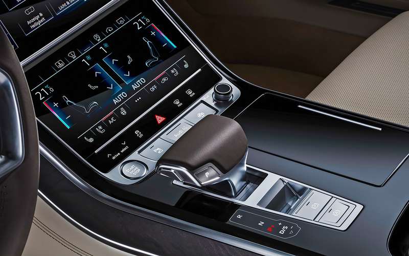 Новая Audi A8 — проверяем задатки рефлексолога