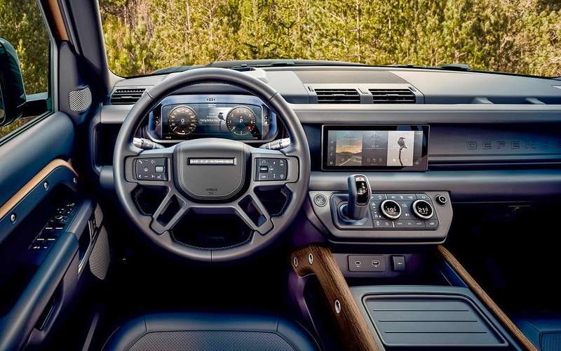 Новый Land Rover Defender: перечисляем главные отличия