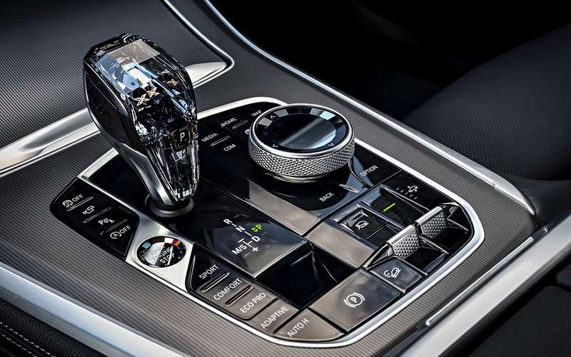 Новый BMW X5 —  тест-драйв в вездеходных режимах