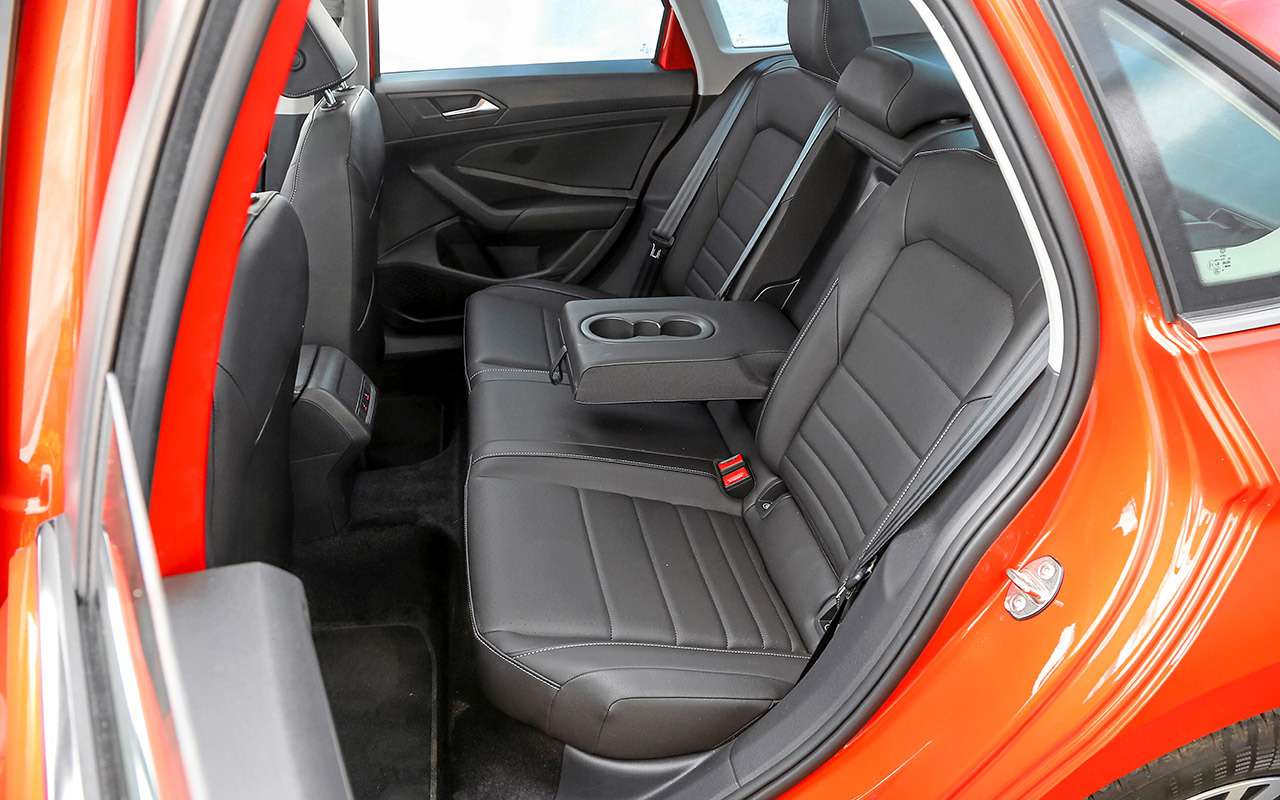 VW Jetta, Kia Cerato, Mazda 3 — тест-сравнение — фото 1156443